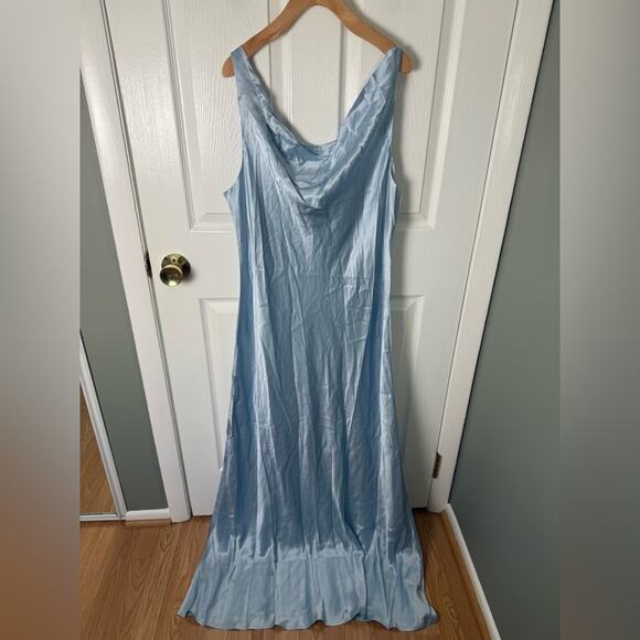 Reformation Annabelle Silk Dress 14 - Picture 2 of 10